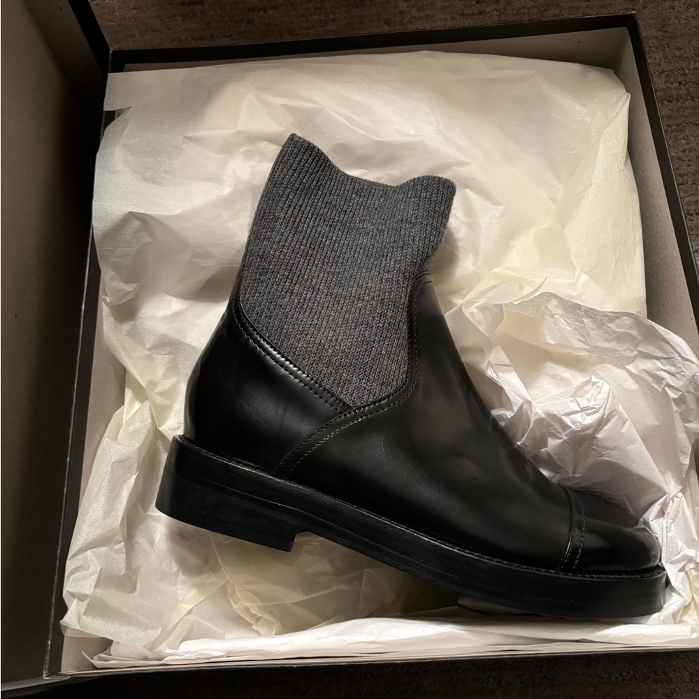 BRAND NEW! J. CREW Patent Italian Leather Rib Cuff Boots in Black